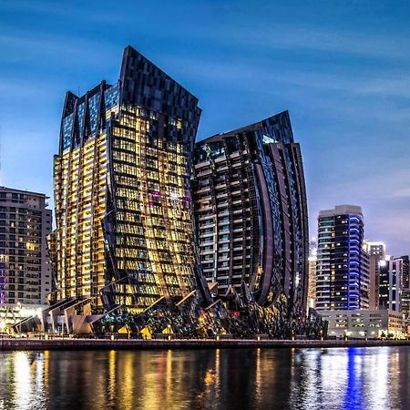 Unlock J One Downtown Dubai Lägenhet Exteriör bild
